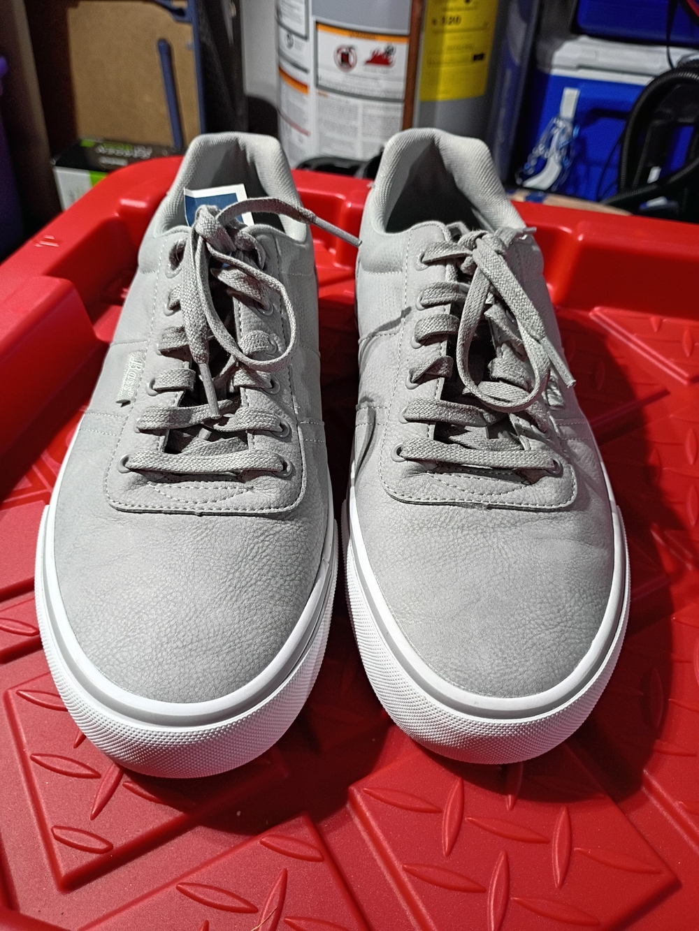 Men's BASS  NEW Casual Gray Lace-Up Sneakers. 10